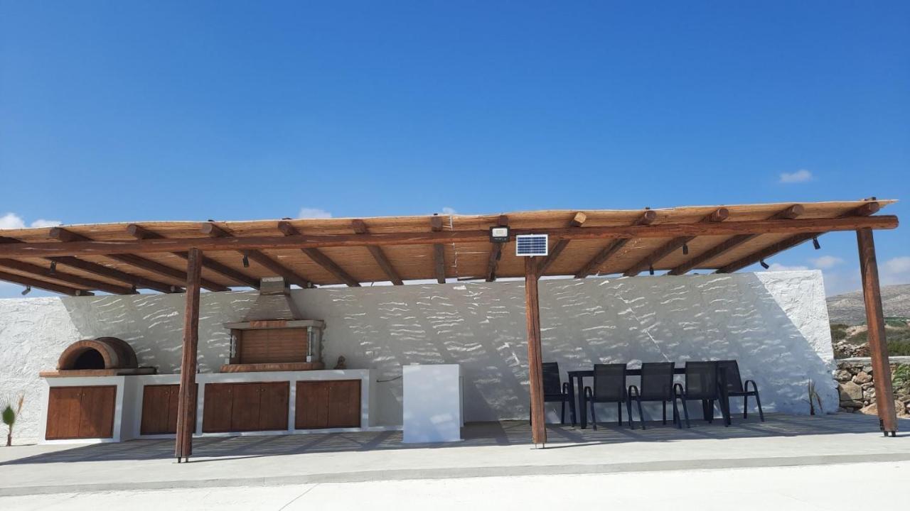 Cato Agro 5, Seafront Villa With Private Pool Afiartis ภายนอก รูปภาพ